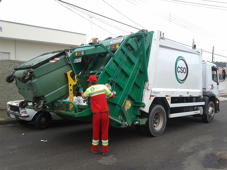 THE 1ST CITY IN BRAZIL WITH 100% CONTAINERIZED PICKUP SERVICES. (IMPLEMENTED IN THE CITY OF SALTO – SP).